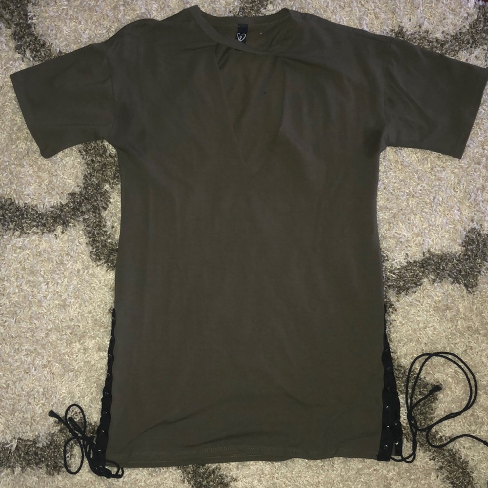 Windsor women’s Olive top